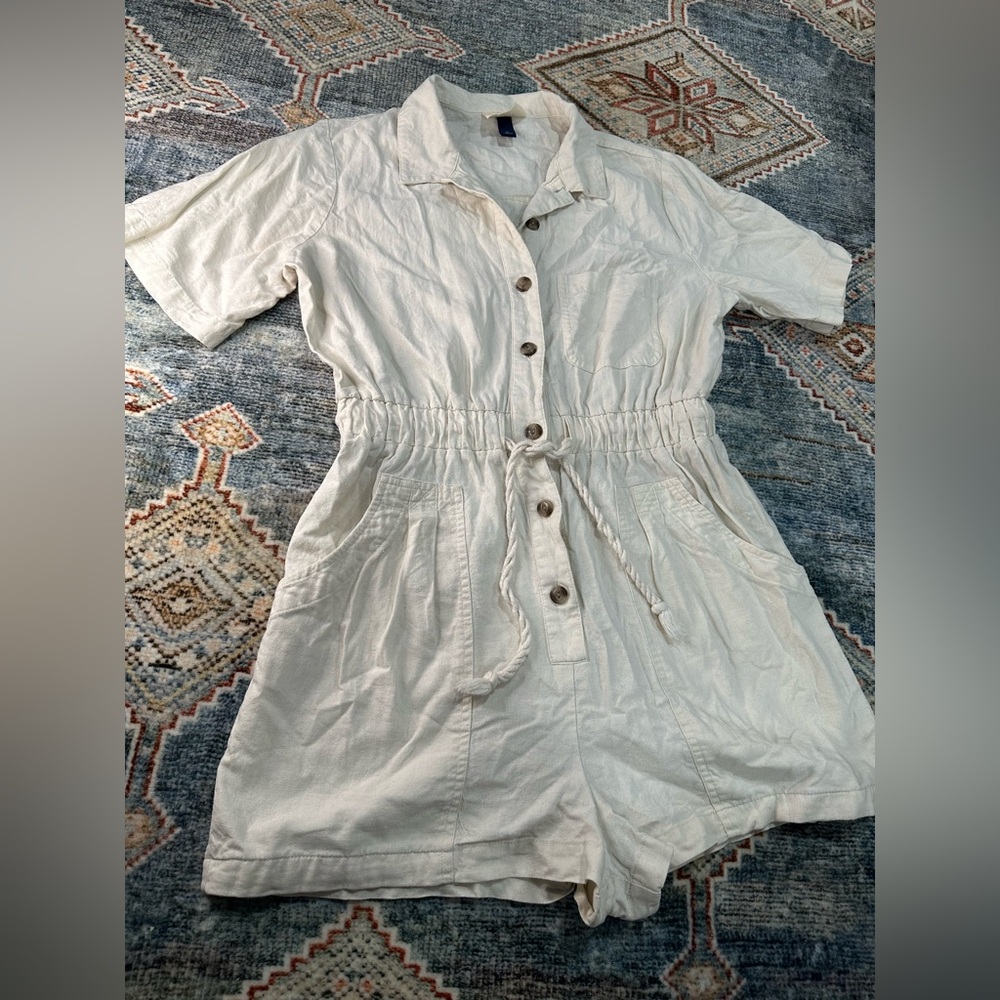 Universal Thread Light Beige Button-Up Romper